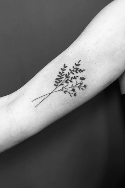 zelie-tatouage-avant-bras-floral